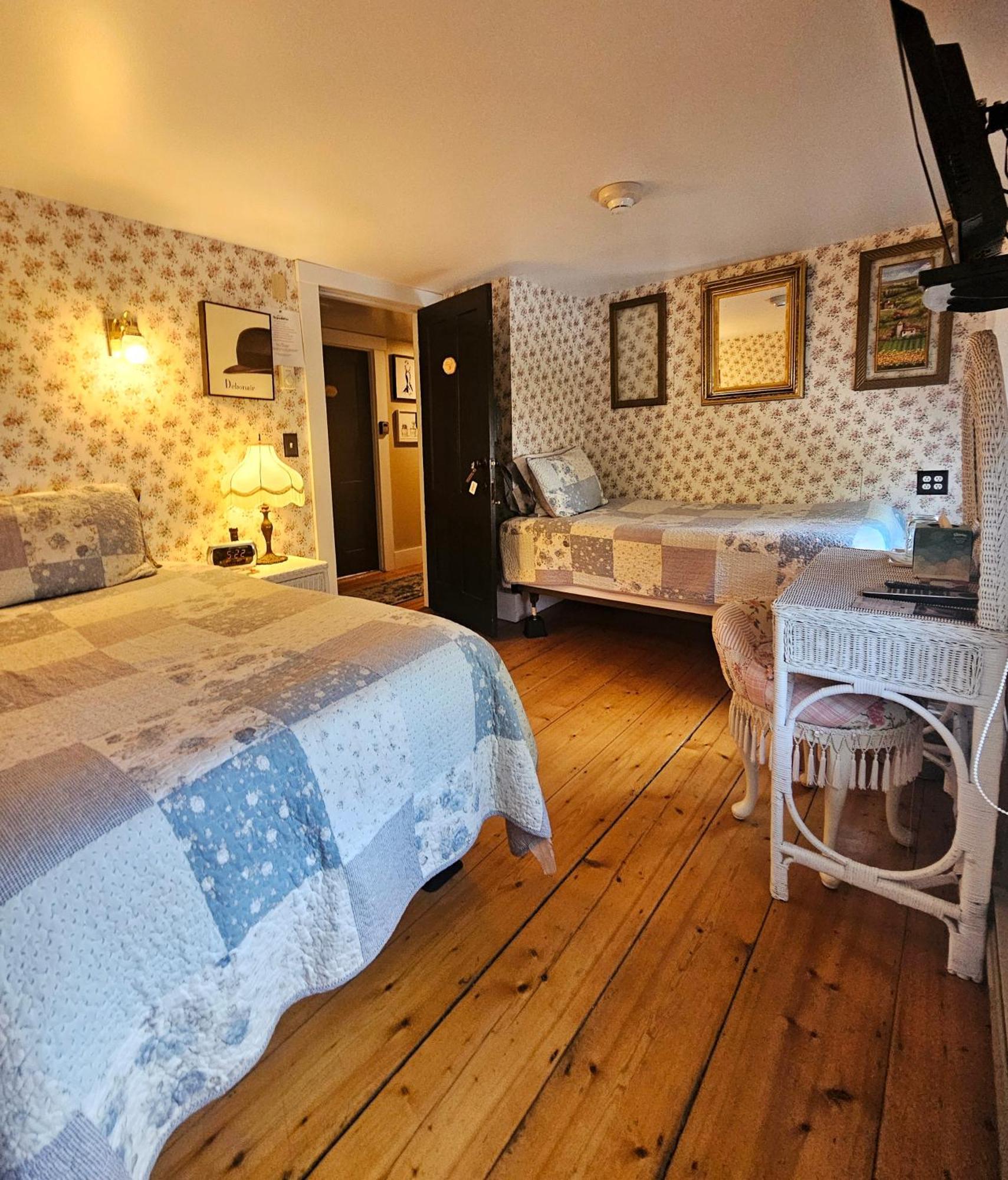 The Greenfield Inn Ngoại thất bức ảnh